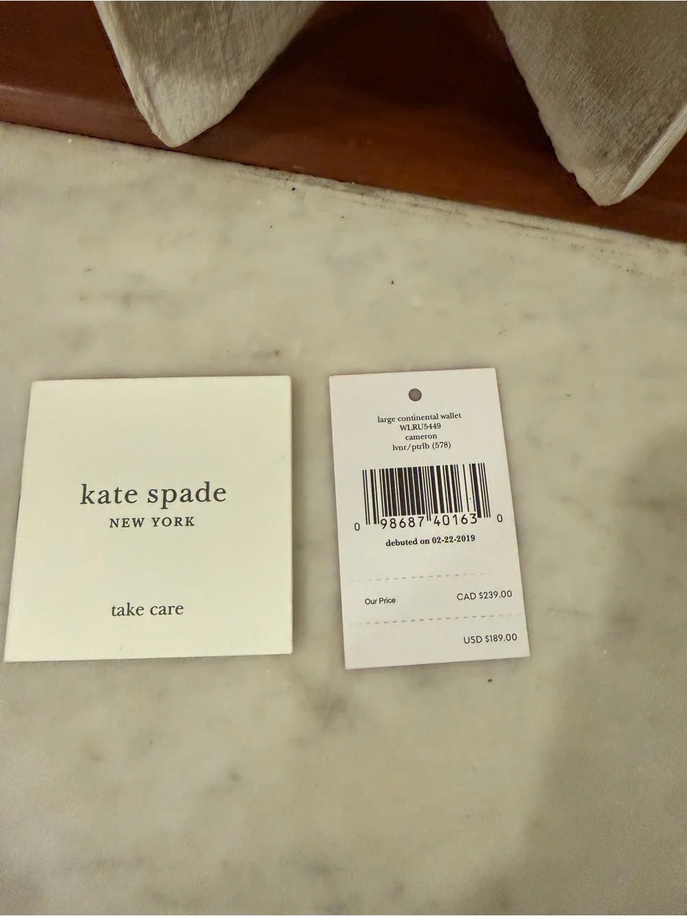 🌸 Kate Spade Zip Wallet ~ NEW - Picture 2 of 8